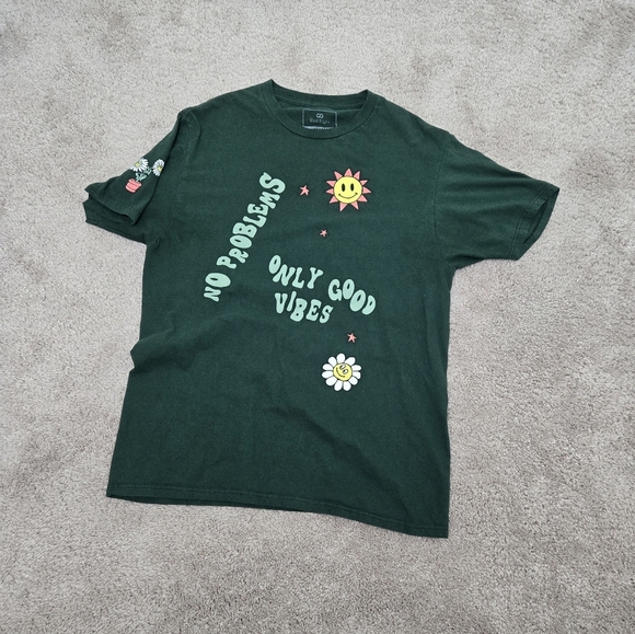 Red Eight Men’s Short Sleeve 100% Cotton Back & Front Graphic Tee Size Large - Picture 8 of 14